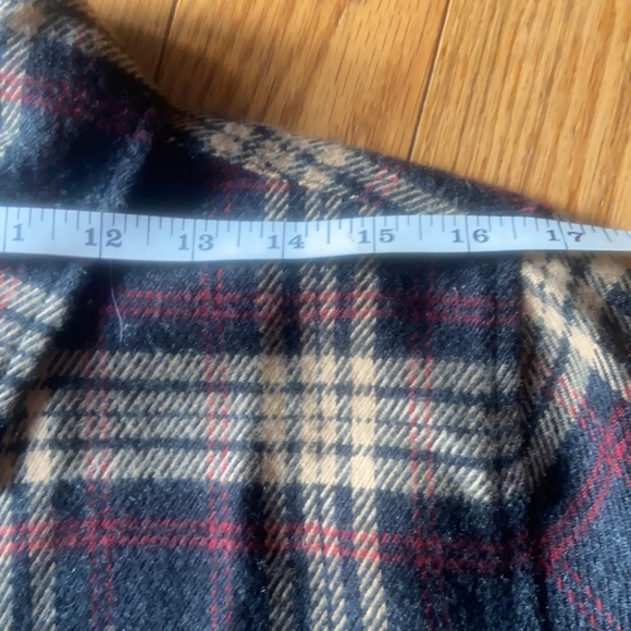 Woolrich zip up flannel jacket - Picture 9 of 9